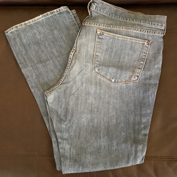 🎉SALE🎉Old Navy “The Flirt” Boot Cut Women’s Plus Jeans size 18 Regular - Picture 7 of 7